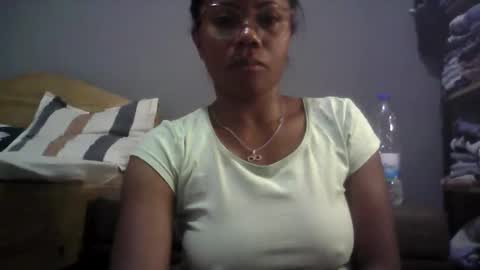 Aicha boobs online show from 10-01-25, 04:02