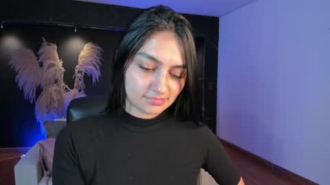 aidajoness online show from 11-18-25, 12:31