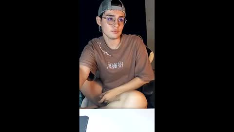 Aiden online show from 02-03-26, 03:15