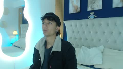 Aiden online show from 04-01-26, 12:39