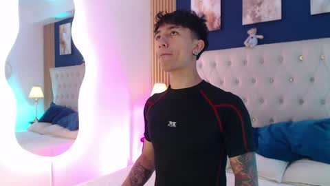 Aiden online show from 04-18-26, 12:53