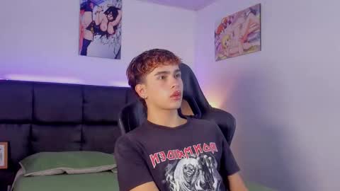 Aiden  online show from 10-27-25, 01:26