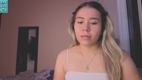 Ailyn online show from 11-23-25, 08:03