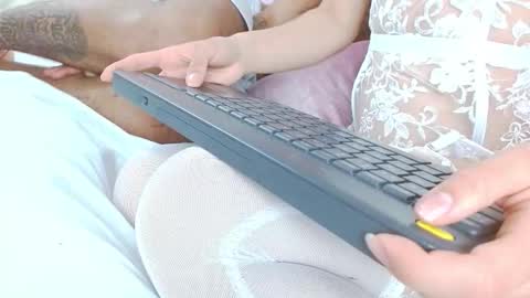 Snapshot of aiilynsmiith chatting on 10-16-25, 08:48 aiilynsmiith online show from 10-16-25, 08:48