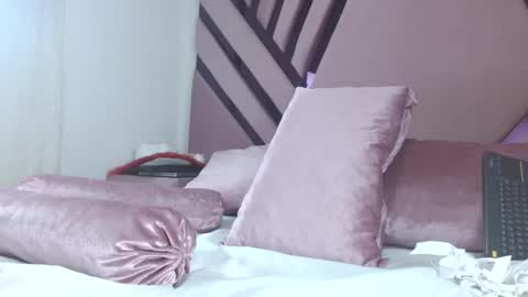 Snapshot of aiilynsmiith chatting on 01-16-26, 06:50 aiilynsmiith online show from 01-16-26, 06:50