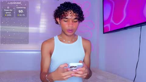 Snapshot of aiiron_m chatting on 03-02-26, 08:04 Aaron Winter online show from 03-02-26, 08:04