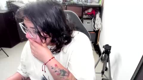 Catalina online show from 11-06-25, 02:07