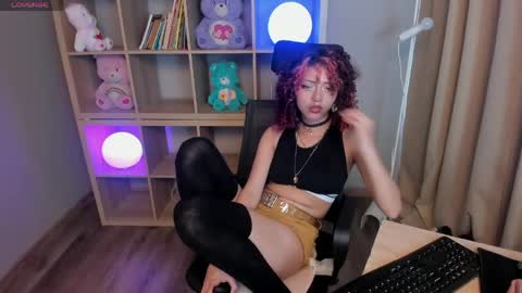 Snapshot of aikoo__ chatting on 04-30-26, 08:57 Aiko online show from 04-30-26, 08:57