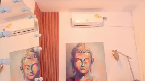 Alisson online show from 11-25-25, 07:36