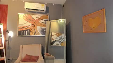 Alisson online show from 04-15-26, 07:43