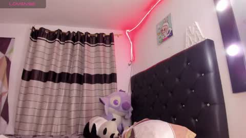 ailen and aria online show from 07-14-26, 03:44