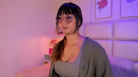 Snapshot of aily_yozuko chatting on 05-20-26, 02:40 Aily Yozuko online show from 05-20-26, 02:40