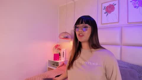 Snapshot of aily_yozuko chatting on 05-21-26, 02:40 Aily Yozuko online show from 05-21-26, 02:40