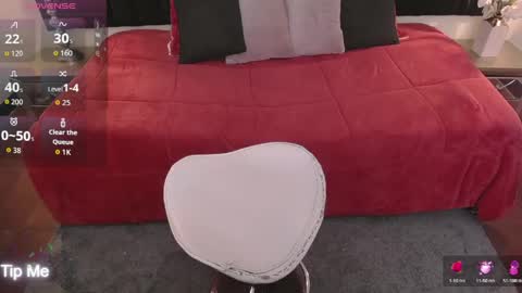 Snapshot of ailyn_rouss chatting on 05-19-26, 01:17 Ailyn rouss online show from 05-19-26, 01:17