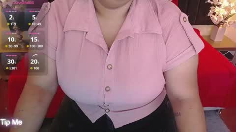 Snapshot of ailyn_rouss chatting on 05-25-26, 01:06 Ailyn rouss online show from 05-25-26, 01:06
