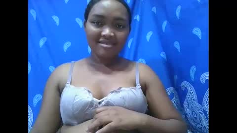 Snapshot of aimealdy chatting on 10-12-25, 08:13 aimealdy online show from 10-12-25, 08:13