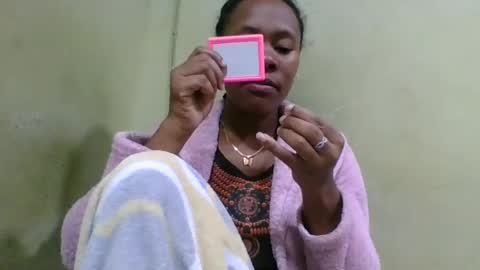 Snapshot of aimee982179 chatting on 06-15-26, 02:47 aimee982179 online show from 06-15-26, 02:47