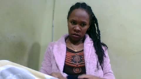 Snapshot of aimee982179 chatting on 06-16-26, 03:53 aimee982179 online show from 06-16-26, 03:53
