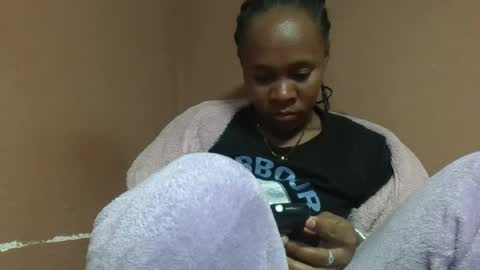 Snapshot of aimee982179 chatting on 07-25-26, 06:16 aimee982179 online show from 07-25-26, 06:16