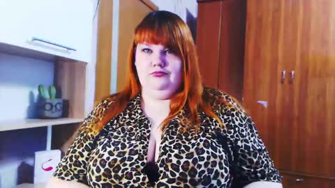 Snapshot of aimeerosebud chatting on 01-28-25, 02:43 AimeeRosebud online show from 01-28-25, 02:43