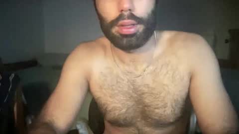 Snapshot of ain001 chatting on 12-17-25, 01:33 ain001 online show from 12-17-25, 01:33