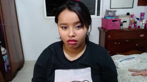 Snapshot of ainara__stone chatting on 12-30-24, 01:04 AINARA LIZ online show from 12-30-24, 01:04