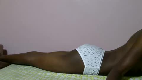 Snapshot of air_hottess chatting on 01-06-25, 06:14 Cindy online show from 01-06-25, 06:14