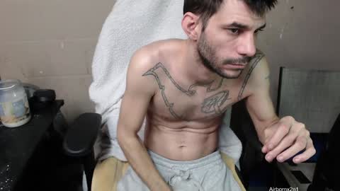 Leo  Airborn  Sir  Daddy online show from 01-27-25, 10:27