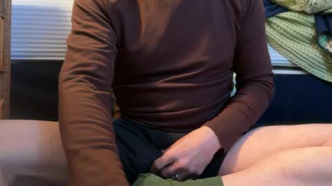 Snapshot of airier chatting on 05-04-26, 12:12 airier online show from 05-04-26, 12:12