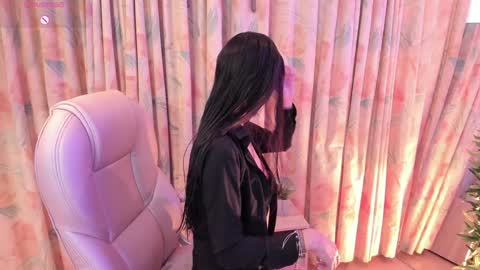 Aisha online show from 02-01-25, 11:54