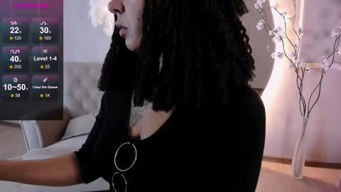 Snapshot of aisha_goldstein chatting on 12-04-25, 06:34 Aisha online show from 12-04-25, 06:34