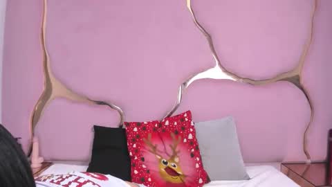 Snapshot of aisha_leenss chatting on 12-02-25, 01:17 Aisha online show from 12-02-25, 01:17