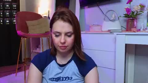 Snapshot of aisha_riley chatting on 06-25-26, 04:22 Aisha online show from 06-25-26, 04:22