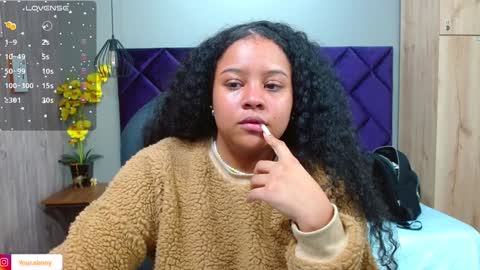 Aisha Violet online show from 01-07-25, 03:35