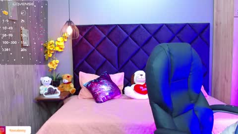 Aisha Violet online show from 01-10-25, 09:42