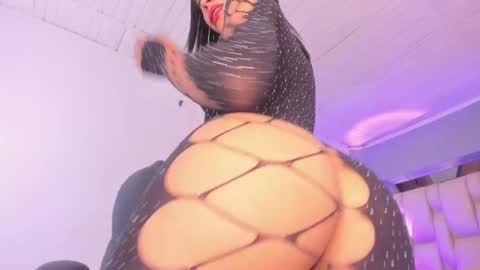 Snapshot of aishakassandra chatting on 02-22-25, 02:30 KASSANDRA online show from 02-22-25, 02:30