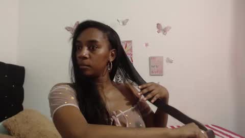 Snapshot of aishaowens chatting on 11-25-25, 07:58 Aisha online show from 11-25-25, 07:58