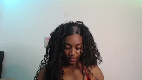 Snapshot of aishaowens chatting on 06-23-26, 09:35 Aisha online show from 06-23-26, 09:35