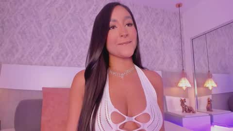 Aisha online show from 11-08-25, 05:23