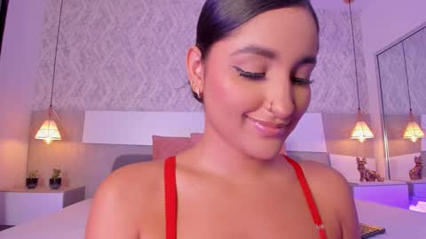 Aisha online show from 12-02-25, 04:35