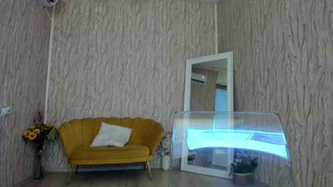 Aisha online show from 01-29-25, 05:19