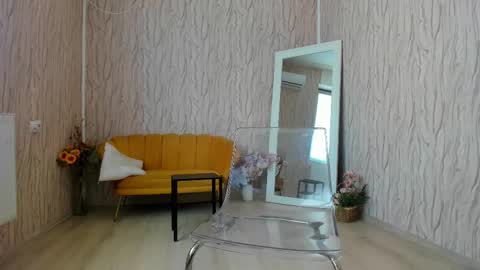 Aisha online show from 02-24-25, 10:26