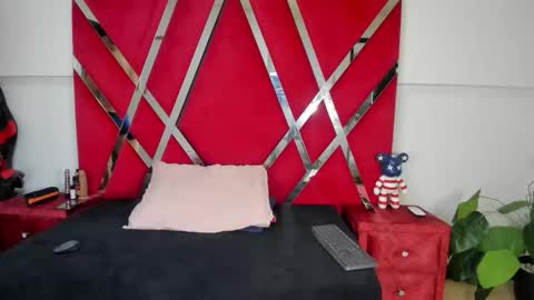 aishaxht online show from 03-18-26, 09:29