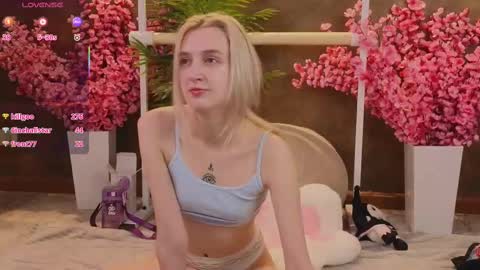 aishiro online show from 02-27-25, 03:48