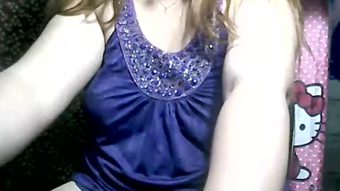 Snapshot of aislahrose chatting on 01-30-25, 06:21 rosie online show from 01-30-25, 06:21