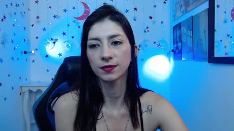 Aitana online show from 02-04-25, 03:26