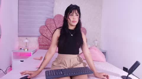 Aitana  online show from 04-20-26, 11:57