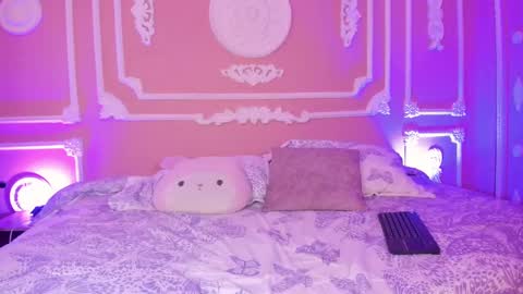 Aitana online show from 10-14-25, 12:17