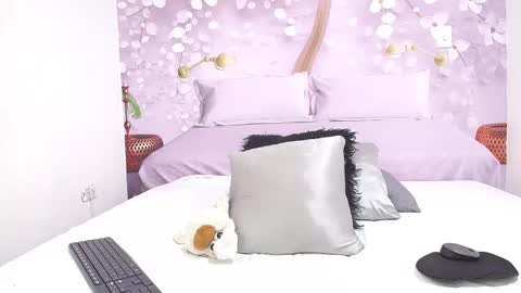 AIXA online show from 03-09-26, 08:24