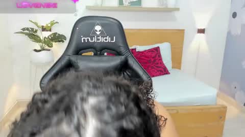 Aixa Burgos online show from 02-28-25, 03:04